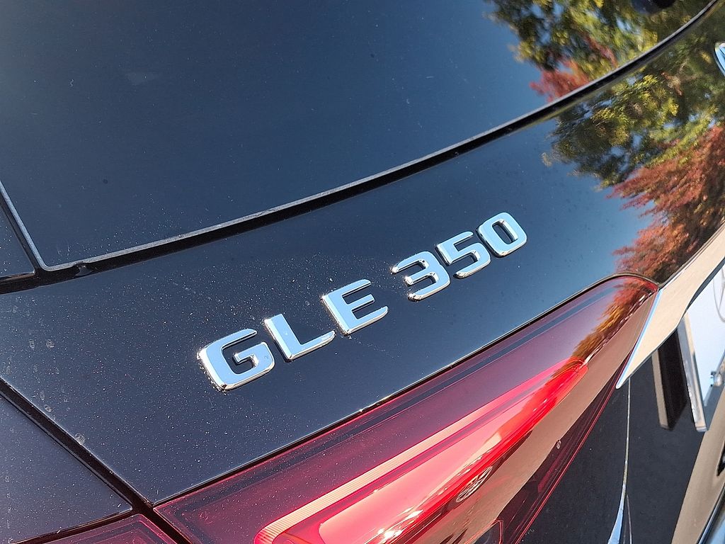 Thumbnail: 2026 Mercedes-Benz GLE - 21