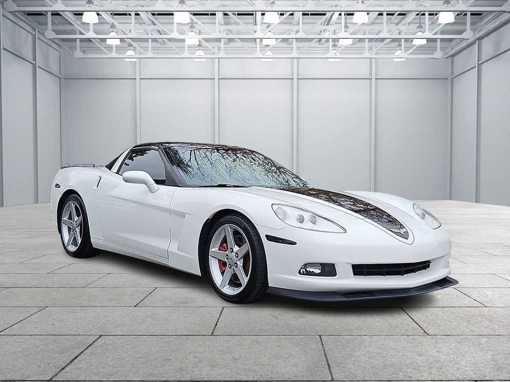 Thumbnail: 2005 Chevrolet Corvette - 3