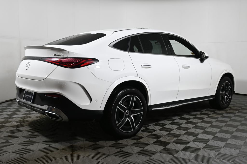 Thumbnail: 2025 Mercedes-Benz GLC - 10