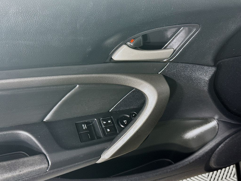 Used 2011 Black Honda LX-S image 25