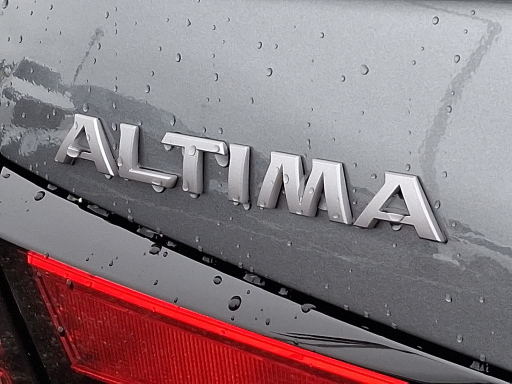 Thumbnail: 2025 Nissan Altima - 11