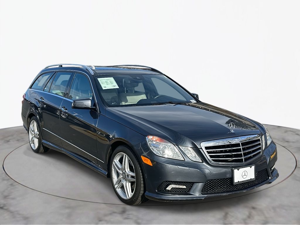 Thumbnail: 2011 Mercedes-Benz E-Class - 6