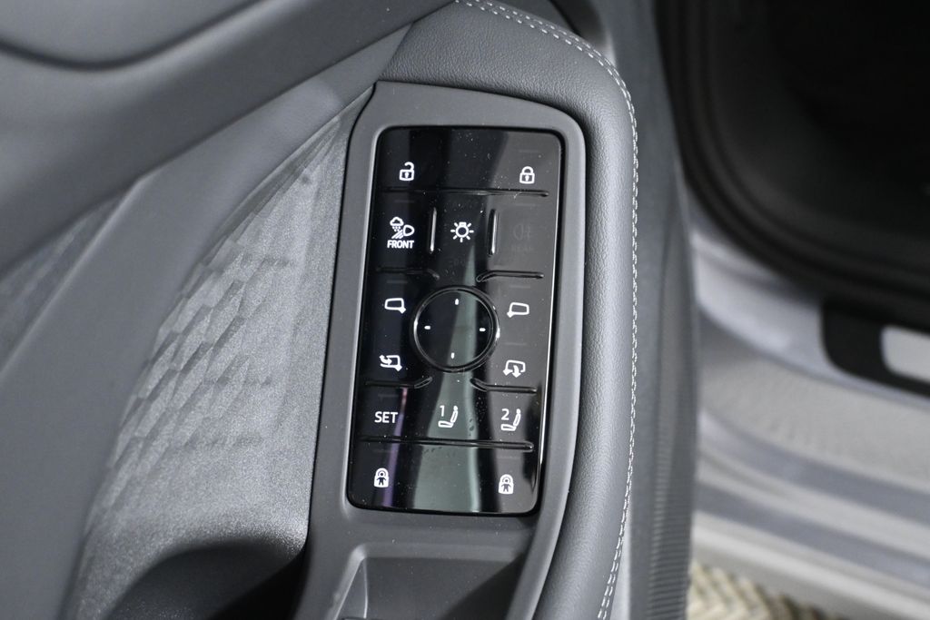 Thumbnail: 2025 Audi A5 - 23