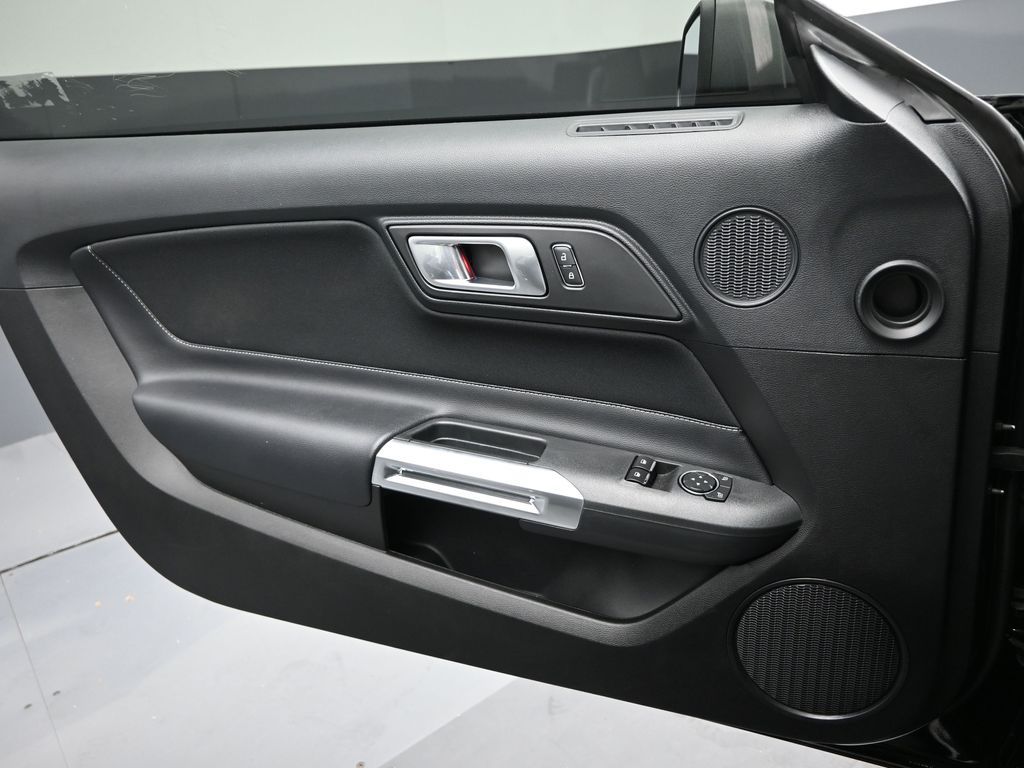 2021 Ford Mustang Mach 1