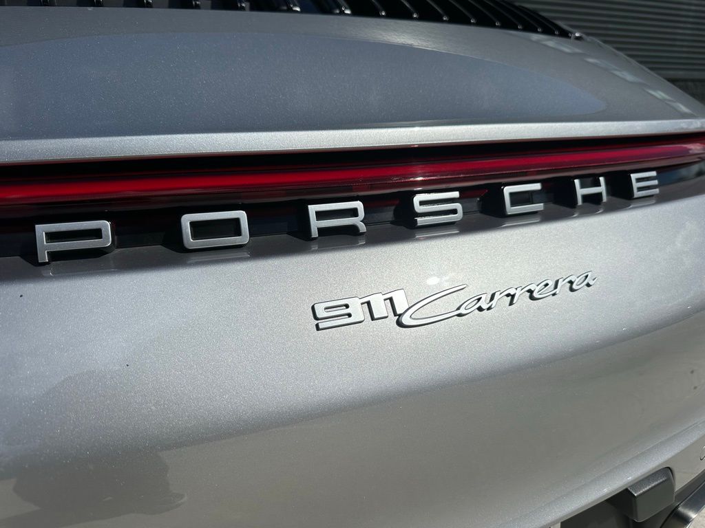 Thumbnail: 2022 Porsche 911 - 13