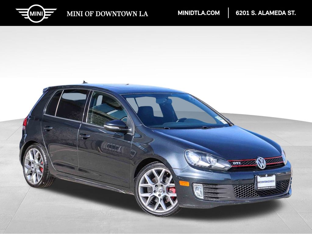 2013 Volkswagen Golf GTI 2.0T 4-Door FWD