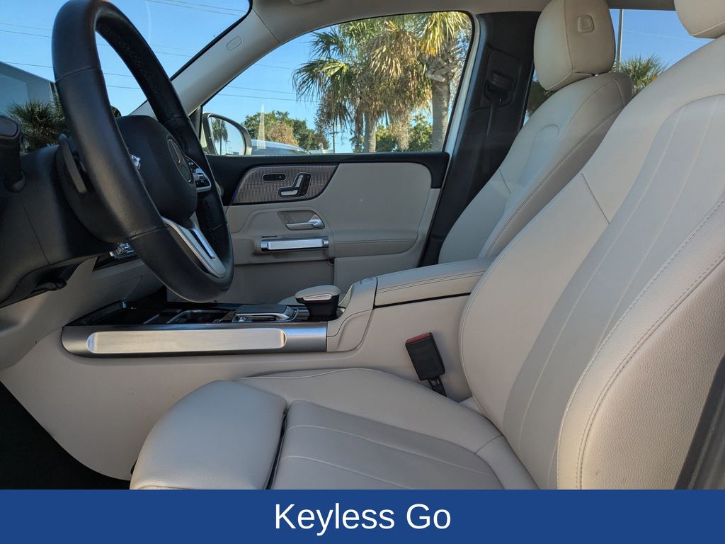 2020 Mercedes-Benz GLB 250 