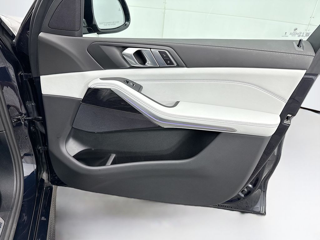 Thumbnail: 2026 BMW X5 - 24