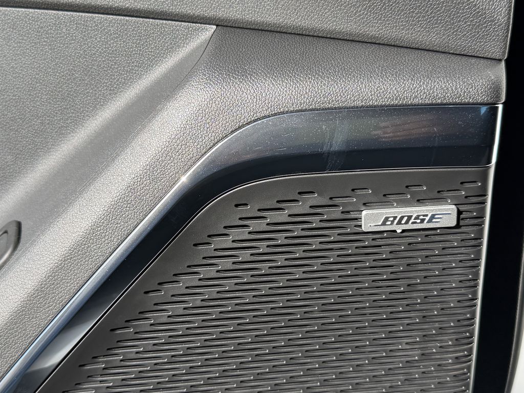 new 2025 GMC Acadia car, priced at $42,219