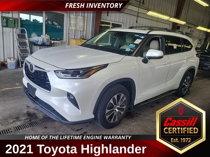 White (Blizzard Pearl) 2021 Toyota Highlander SUV / Crossover All-Wheel Drive 8-Speed Automatic