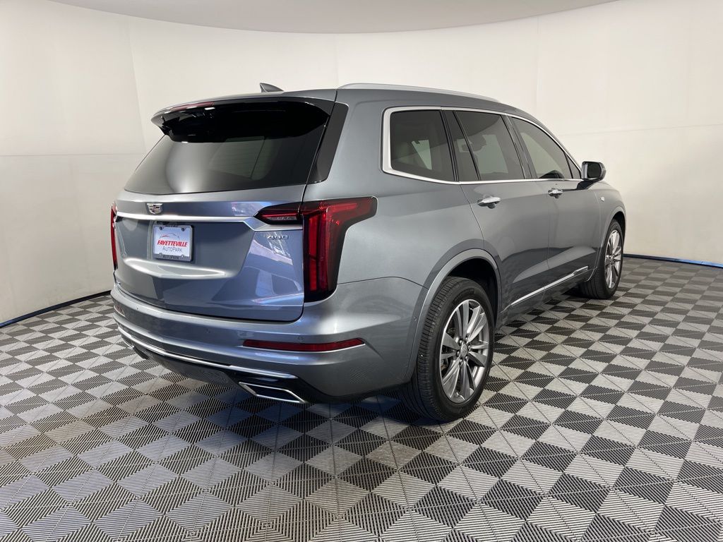 Thumbnail: 2020 Cadillac XT6 - 20