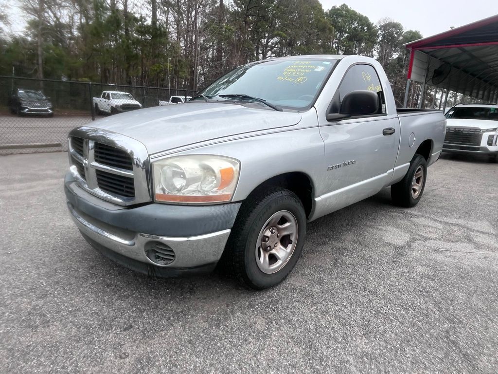 2006 Dodge RAM 1500 ST RWD
