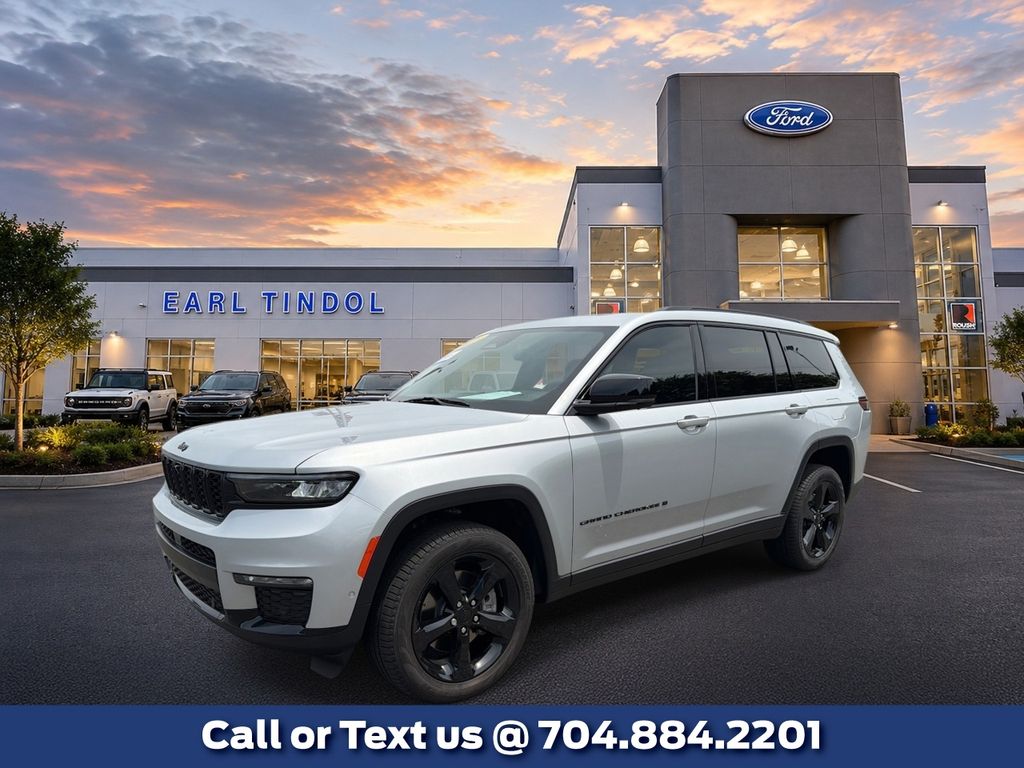 Silver Zynith 2025 Jeep Grand Cherokee L SUV / Crossover Four-Wheel Drive 8-Speed Automatic