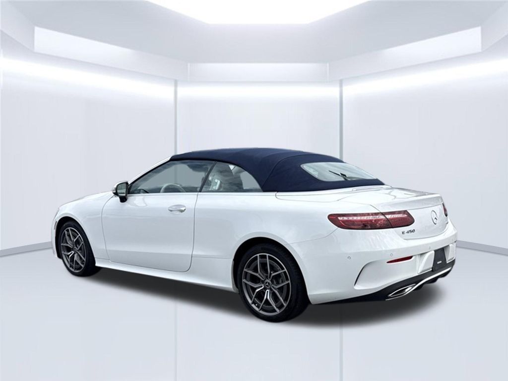 Thumbnail: 2023 Mercedes-Benz E-Class - 3
