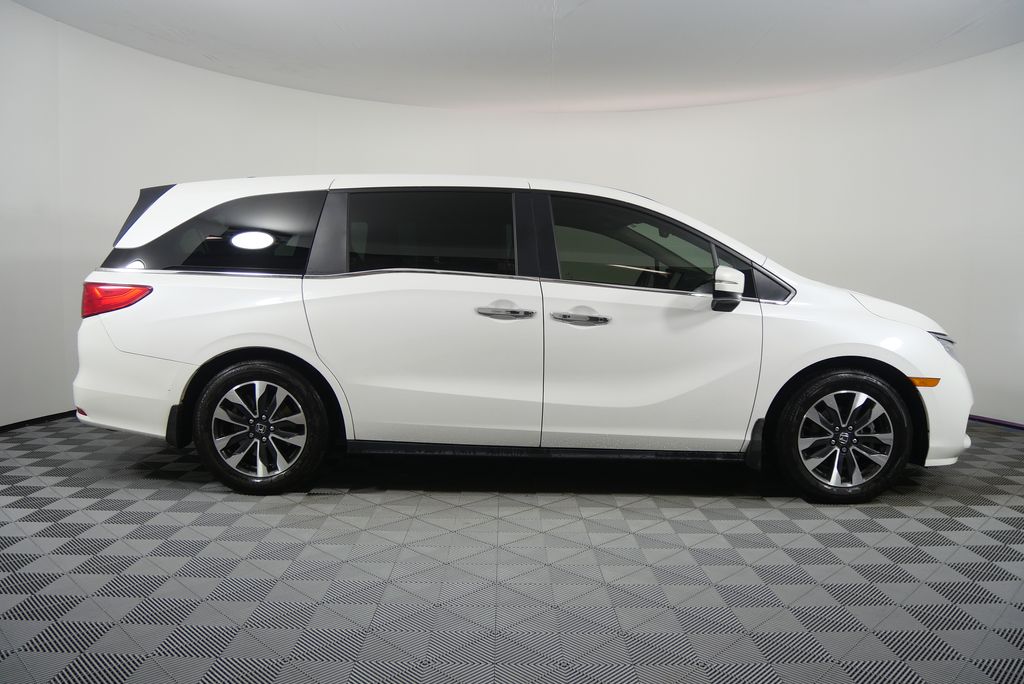 Thumbnail: 2023 Honda Odyssey - 2