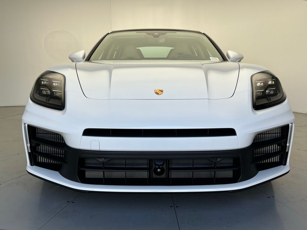 Thumbnail: 2026 Porsche Panamera - 25