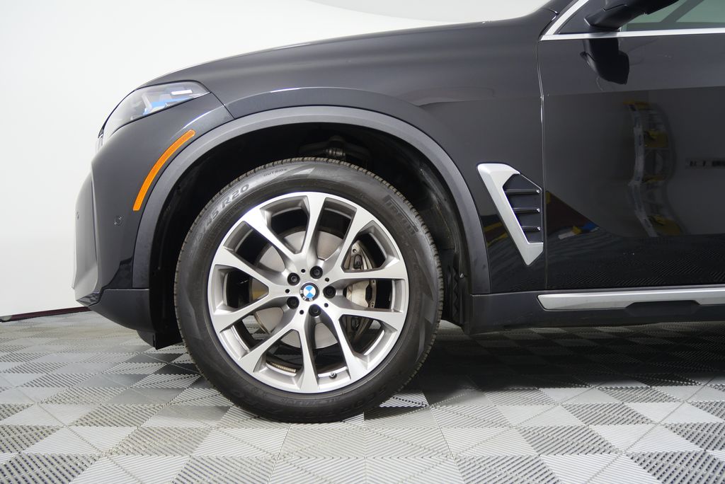 Thumbnail: 2024 BMW X5 - 7