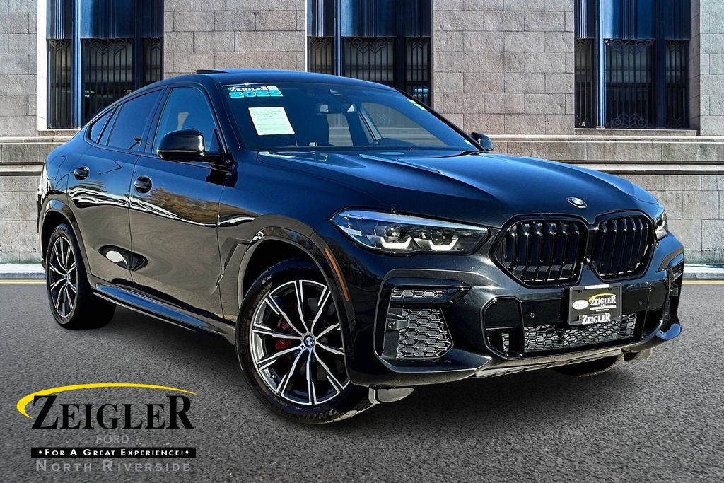 2022 BMW X6 xDrive40i AWD