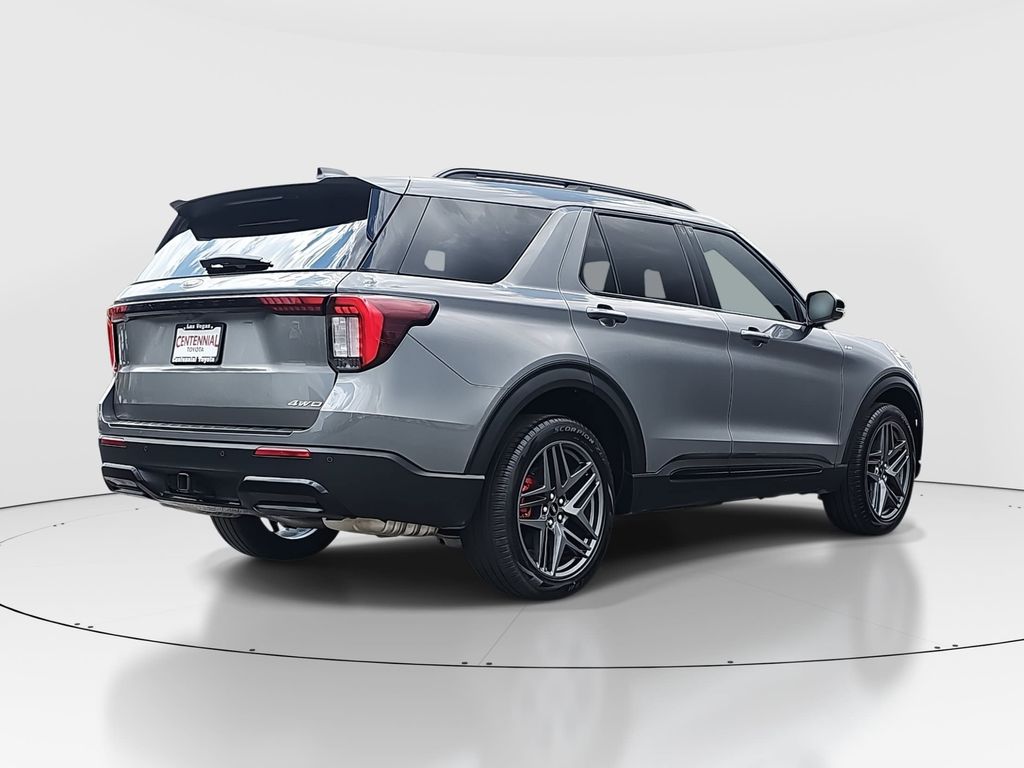 Used 2025 Ford Explorer SUV