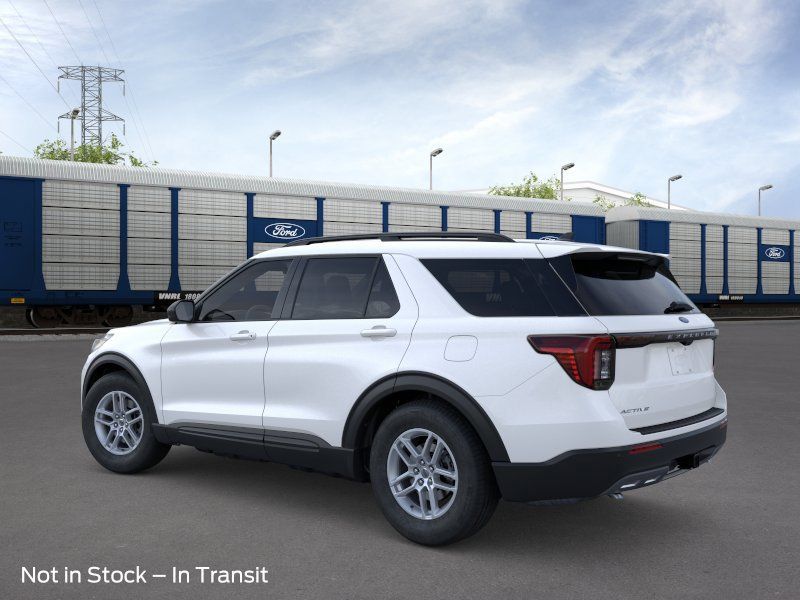 New 2026 Star White Metallic Tri-Coat Ford Active image 4