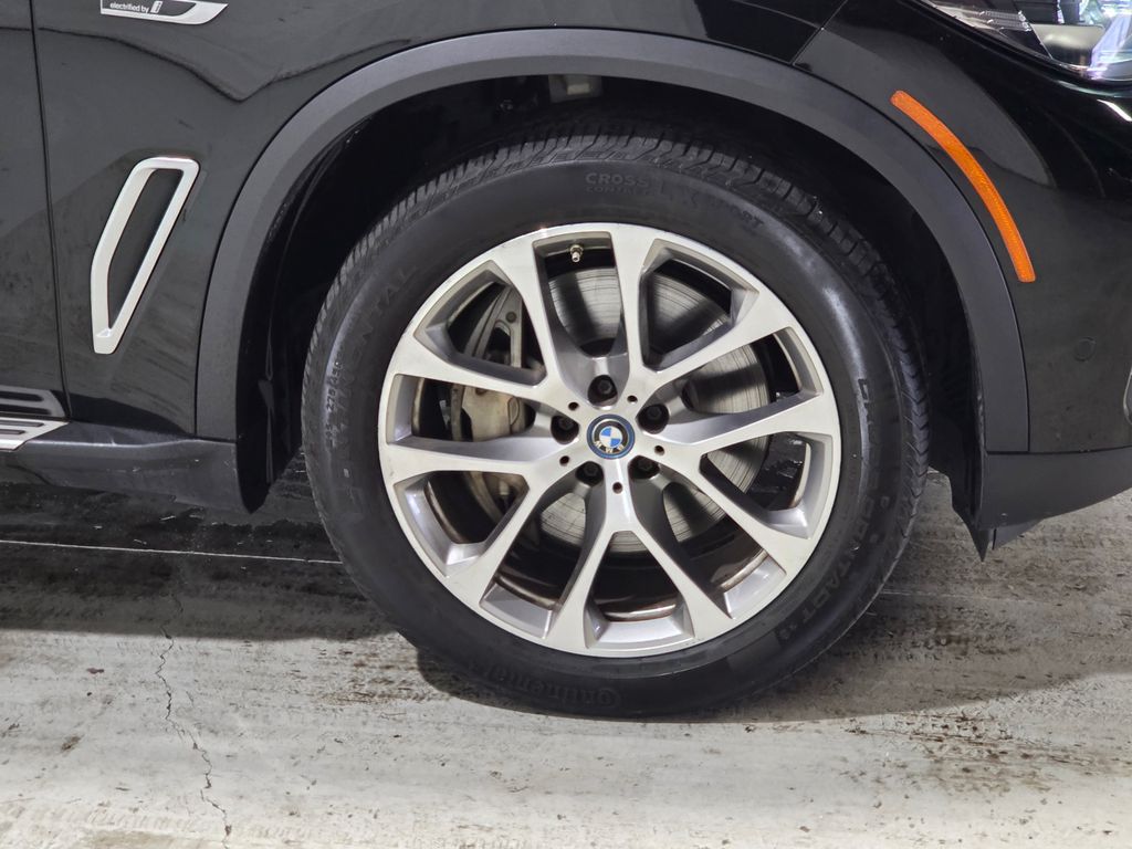 2023 BMW X5 xDrive45e photo