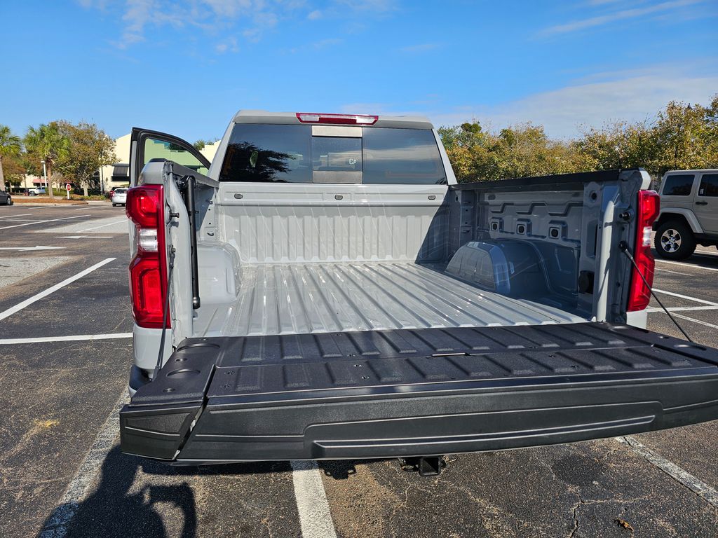 2024 Chevrolet Silverado 1500 RST 22