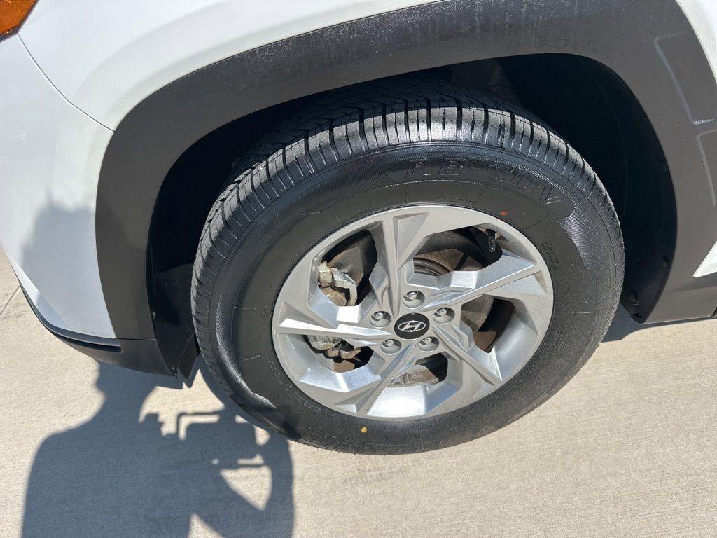 2024 White Pearl Hyundai Tucson SEL FWD SUV