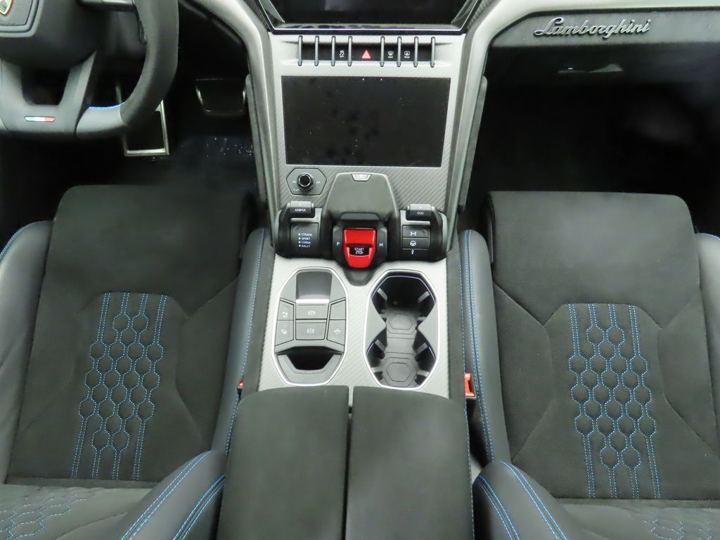 Thumbnail: 2024 Lamborghini Urus - 16