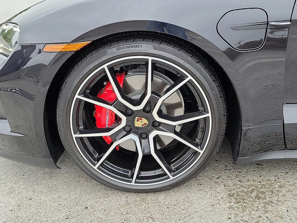 Thumbnail: 2025 Porsche Taycan - 8