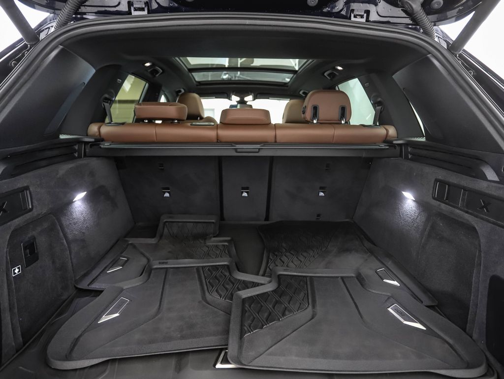 Thumbnail: 2023 BMW X5 - 24