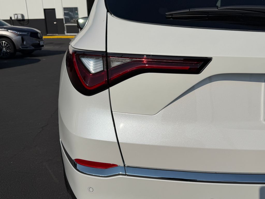 Thumbnail: 2026 Acura MDX - 11