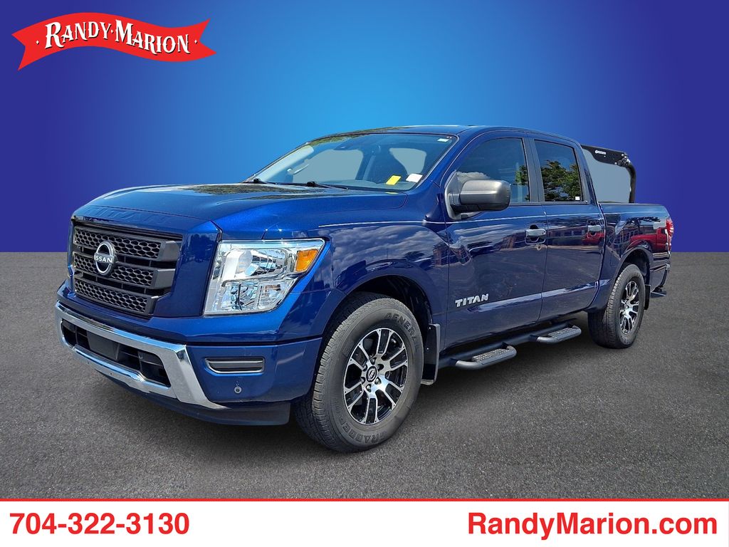 2024 Nissan Titan SV Crew Cab RWD