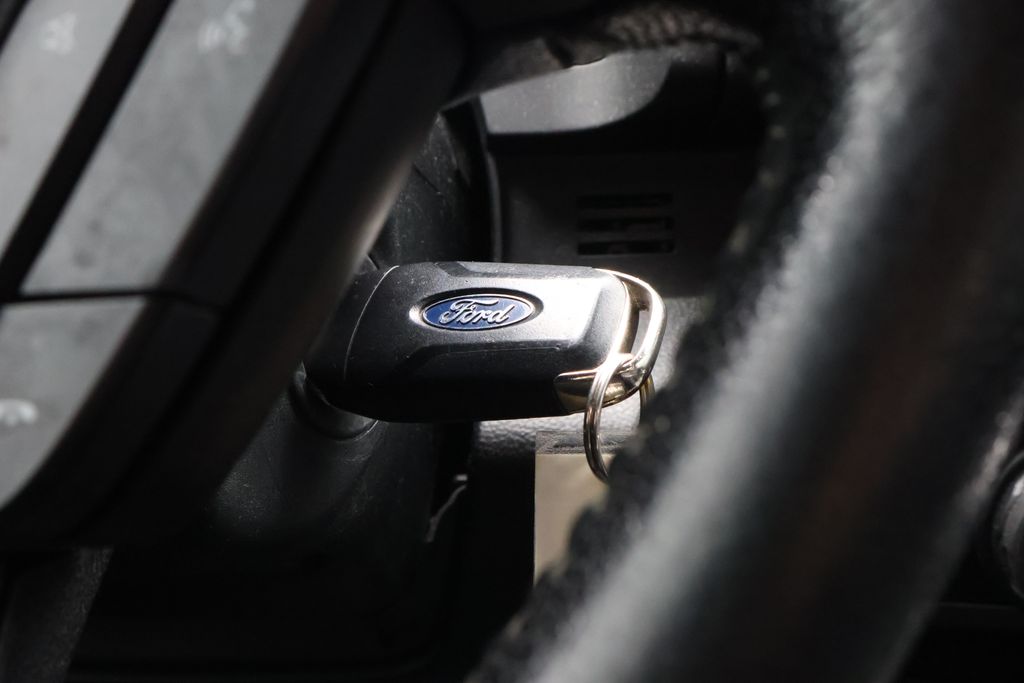2016 Ford F-150 XLT 27