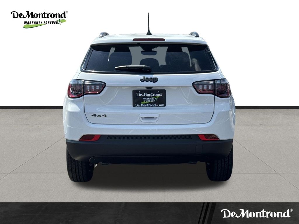 2026 Jeep Compass Latitude White at Victoria Chrysler Dodge Jeep Ram