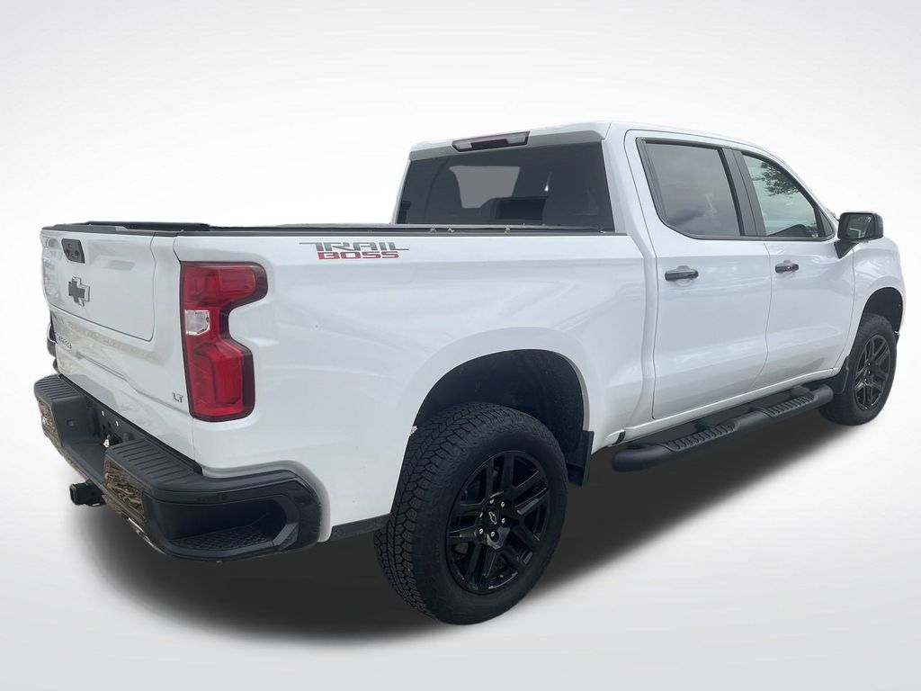 2024 Chevrolet Silverado 1500 LT Trail Boss 3