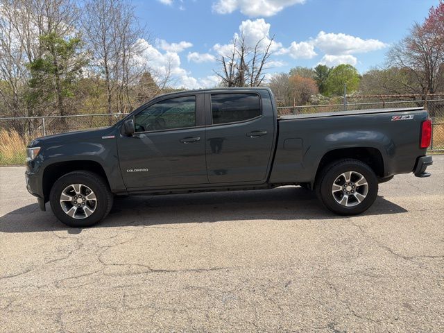 View vehicle photo 5