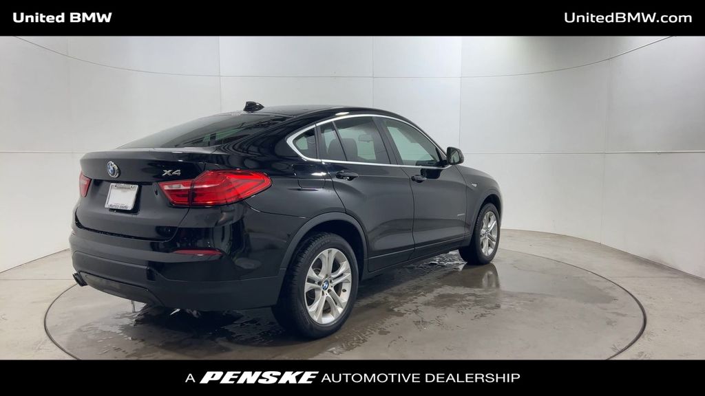 Thumbnail: 2017 BMW X4 - 8