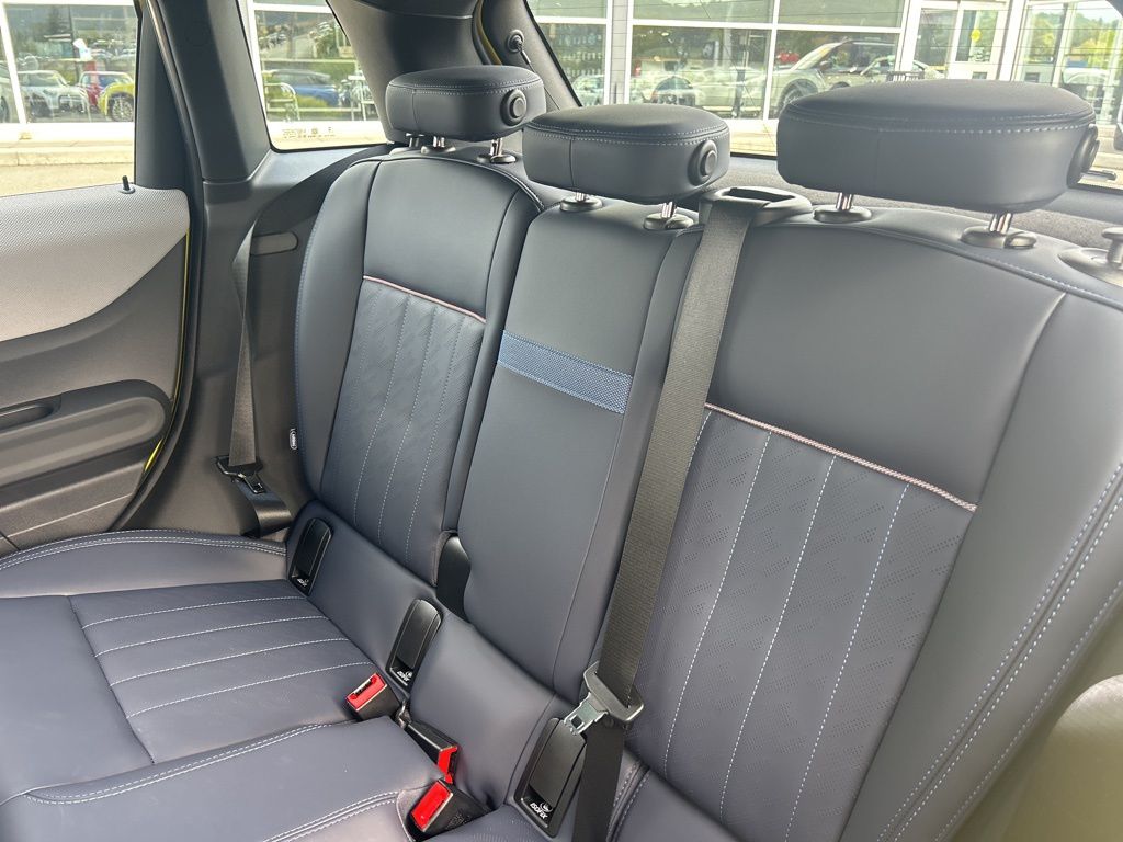 Thumbnail: 2025 MINI Cooper - 12