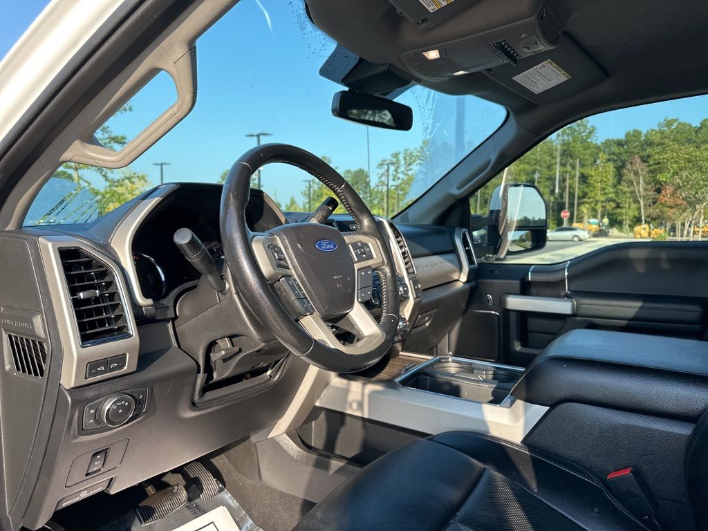 2021 Ford F-250SD Lariat 21