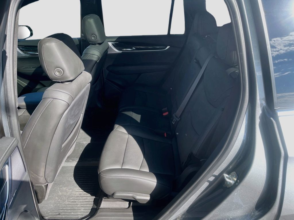 Used 2025 Silver Cadillac Premium Luxury image 26