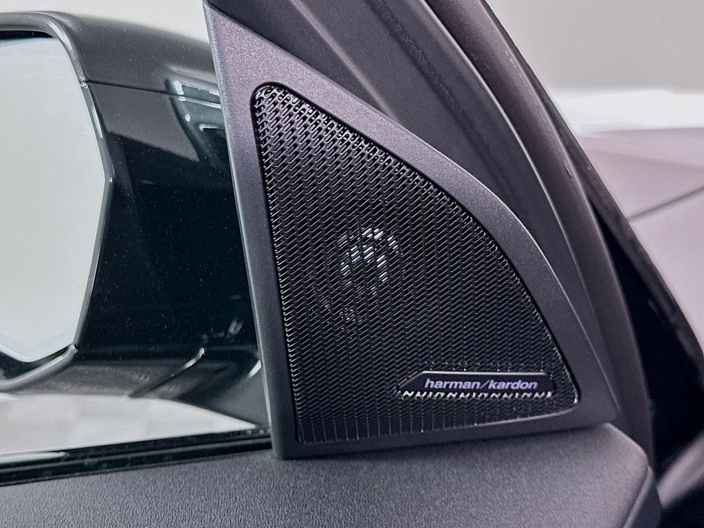 Thumbnail: 2025 BMW X3 - 18