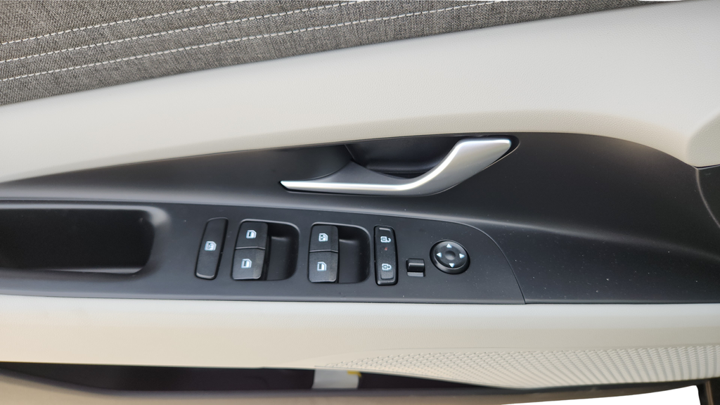 2026 Hyundai Elantra Hybrid