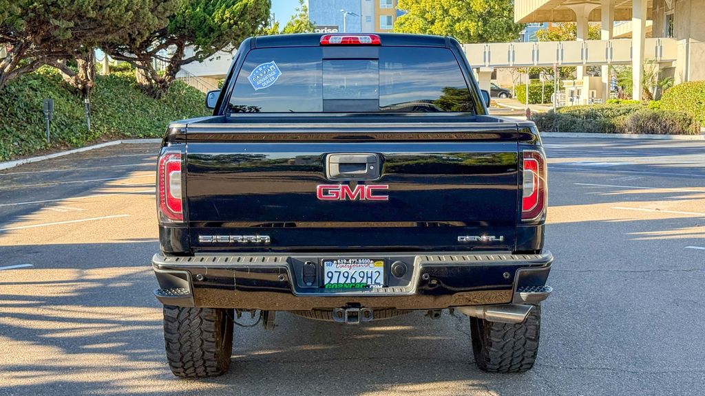 Used 2017 GMC Sierra 1500 Denali 4D Crew Cab