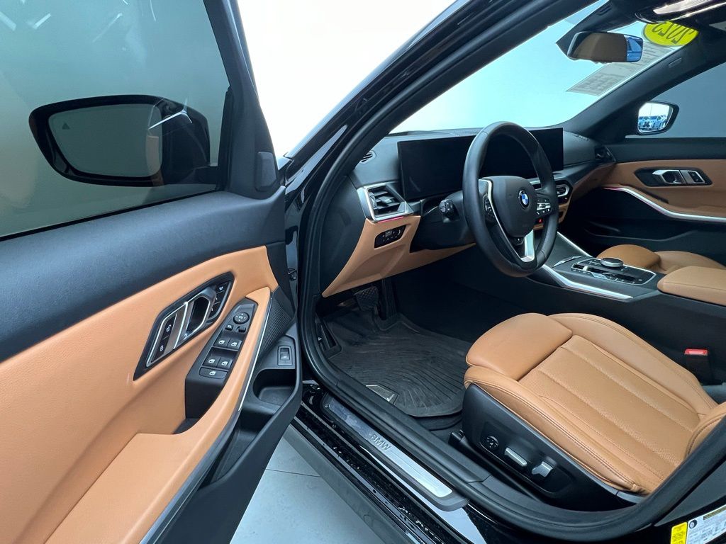 Thumbnail: 2023 BMW 3 Series - 22