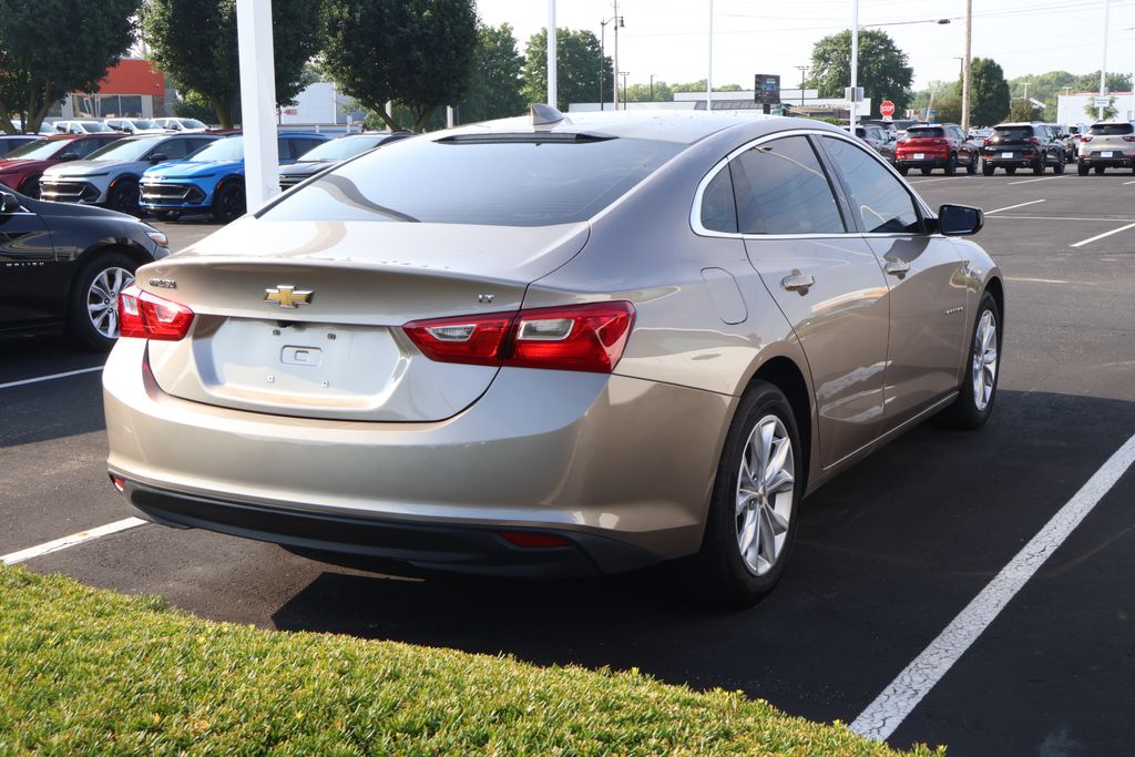 Thumbnail: 2023 Chevrolet Malibu - 7
