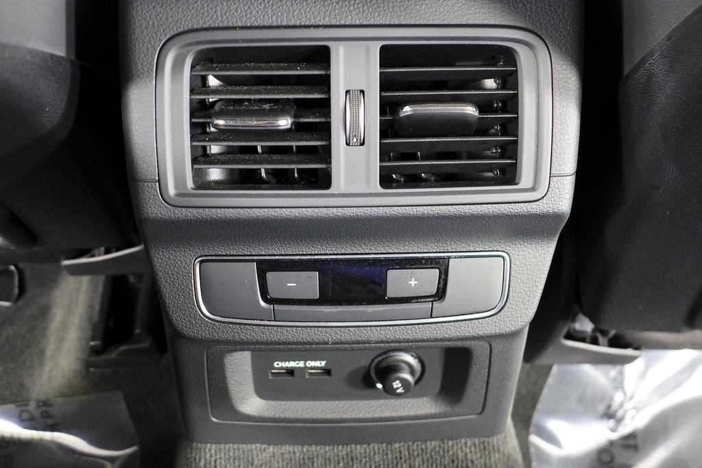 Thumbnail: 2023 Audi Q5 - 23