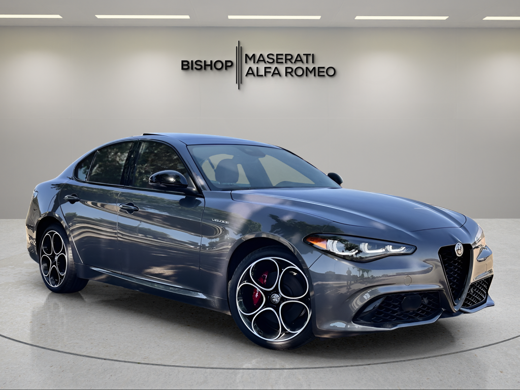 Vesuvio Gray Metallic 2024 Alfa Romeo Giulia Veloce AWD Sedan All-Wheel Drive 8-Speed Automatic