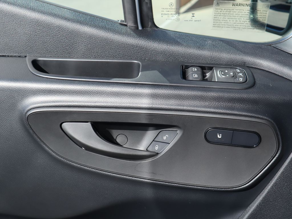 Thumbnail: 2025 Mercedes-Benz Sprinter - 20