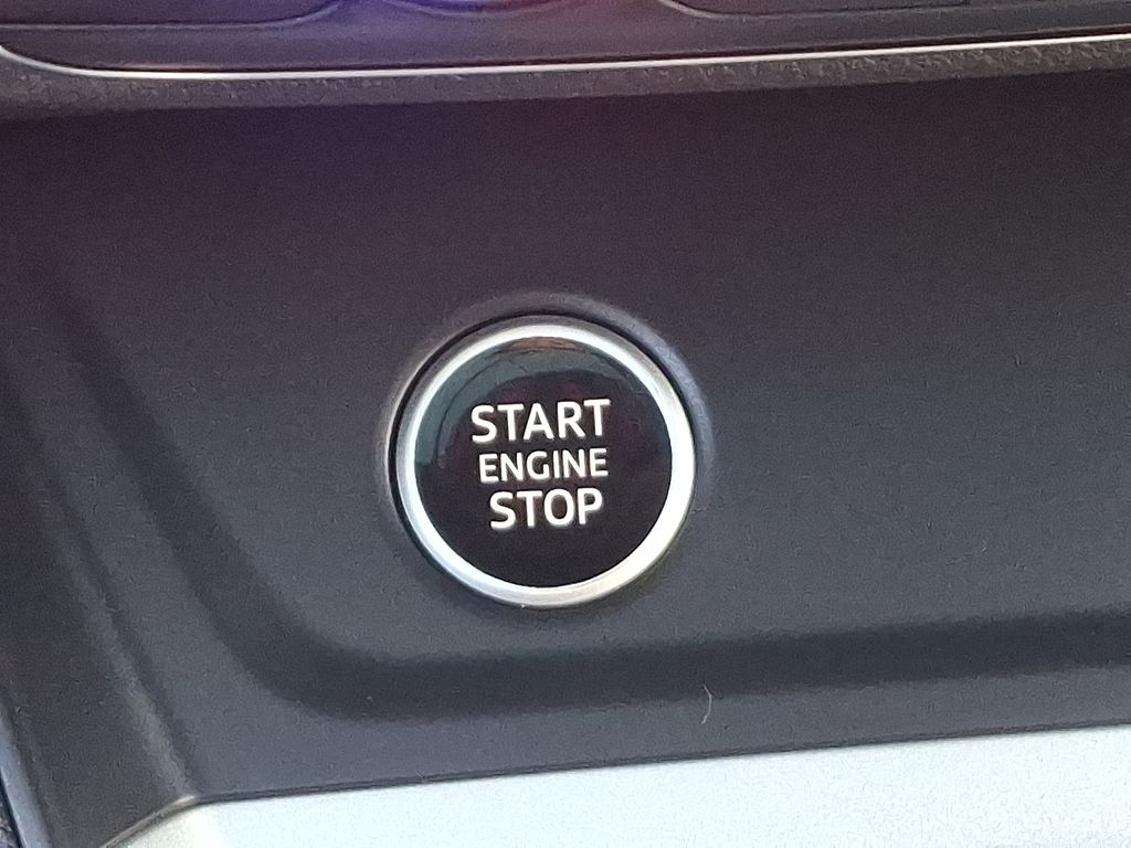 Thumbnail: 2023 Audi Q3 - 25