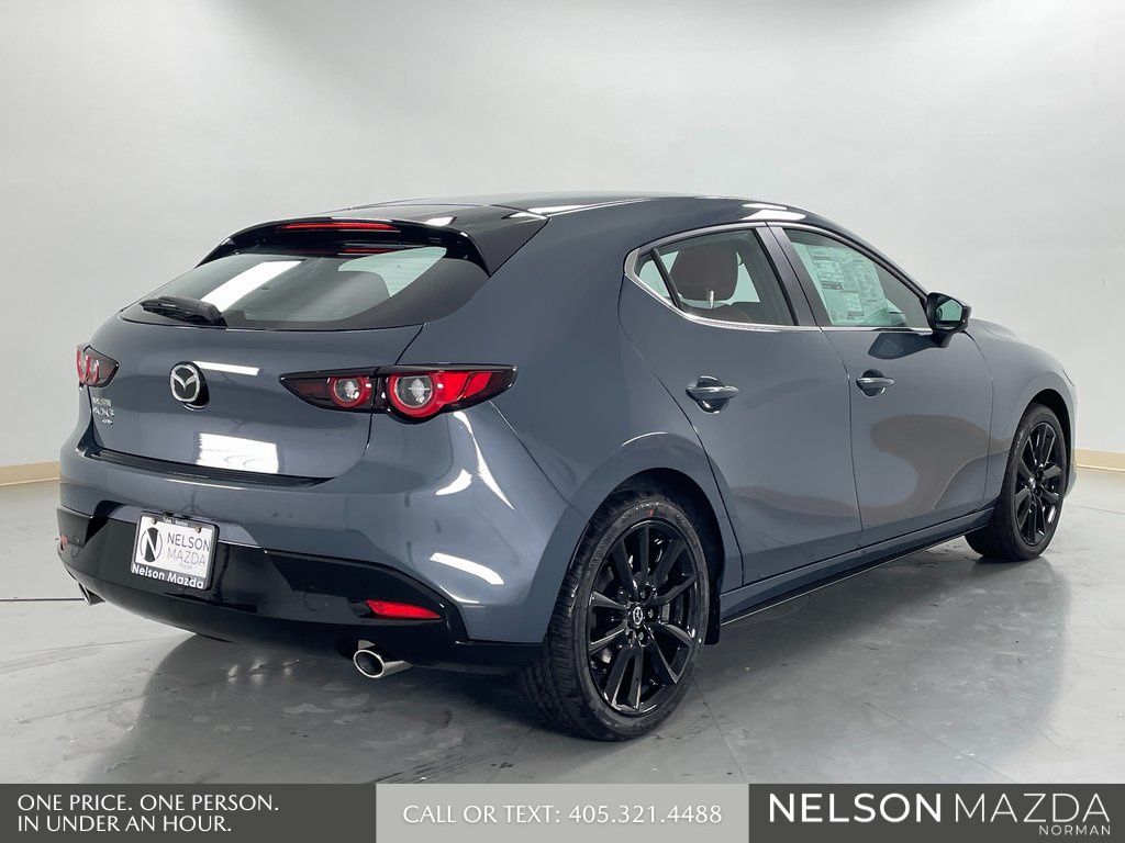 2026 Mazda Mazda3 Carbon Edition - Photo 7